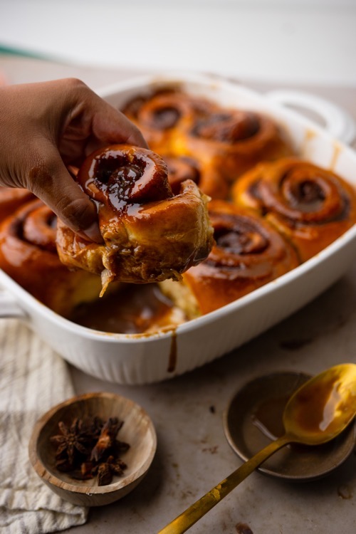 cinnamon roll glaze recipe