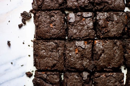 homemade fudgy brownies