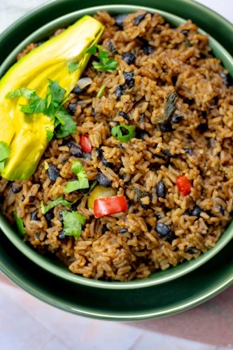 Moro de habichuela (dominican rice and beans recipe) very flavory rice recipe.